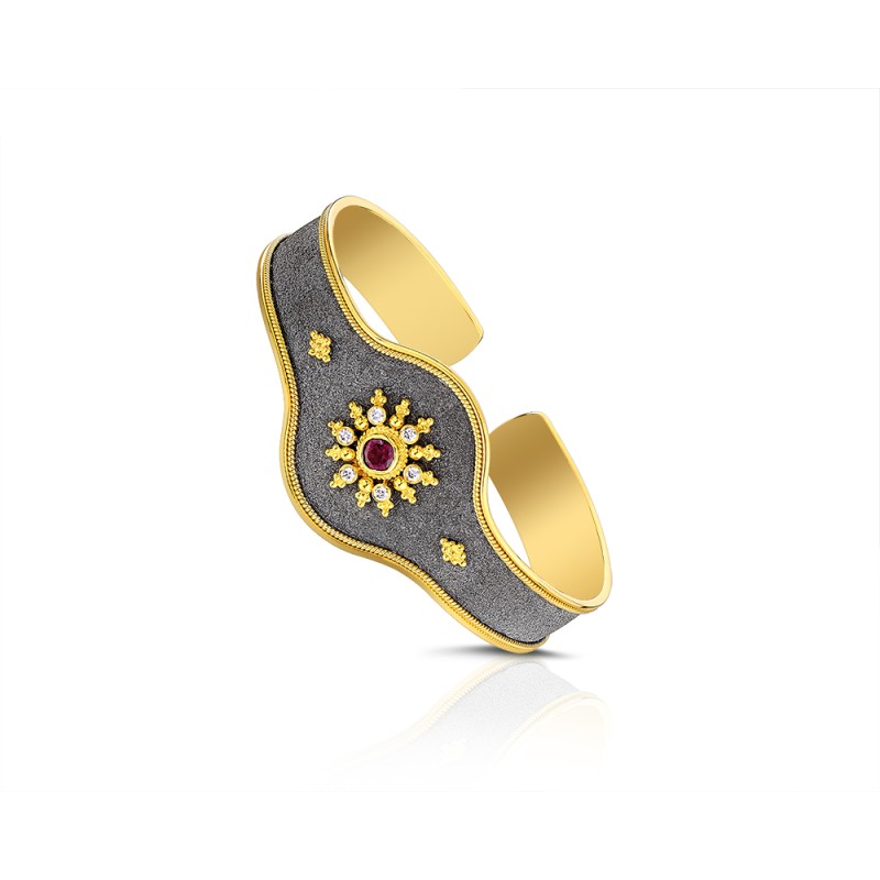 Byzantine 18K Gold Bracelet with Diamonds | Damaskos ver.8